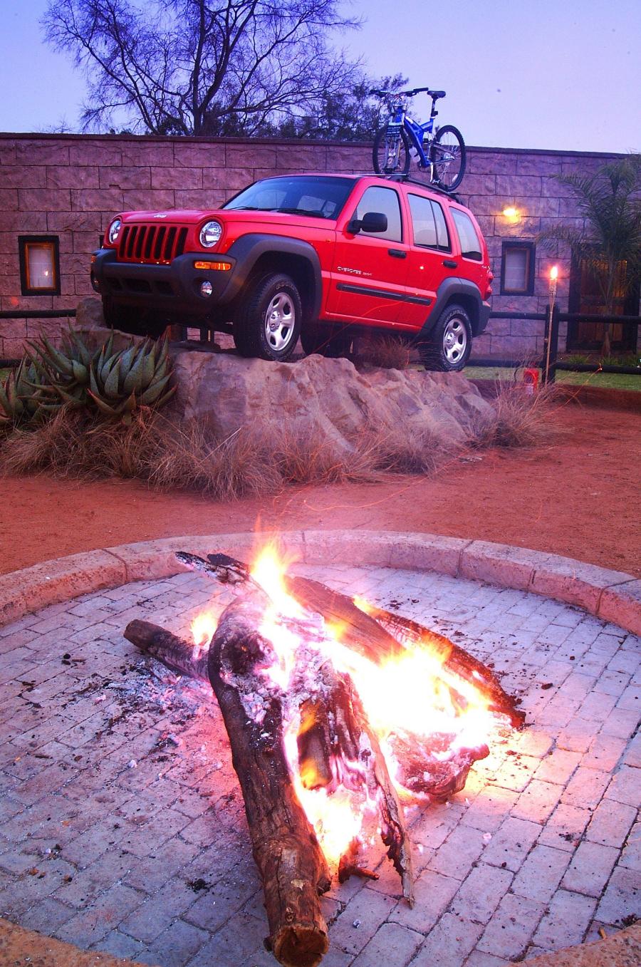  Jeep Cherokee 2002 года  (фото 68 из 130)